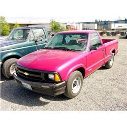 *94 CHEVROLET S-10 P/U EXMT.                                          