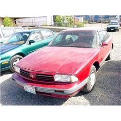 94 OLDSMOBILE EIGHTY-EIGHT 4DR EXMT.                                  
