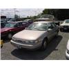 Image 1 : 94 FORD TAURUS GL 4DR EXMT.                                           
