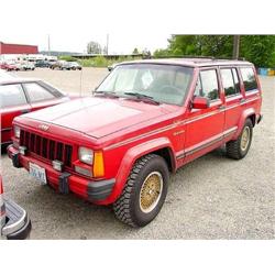 90 JEEP CHEROKEE 4DR SUV EXMT.                                        