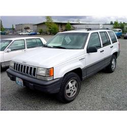 93 JEEP GRAND CHEROKEE 4X4 4DR SUV EXMT.                              
