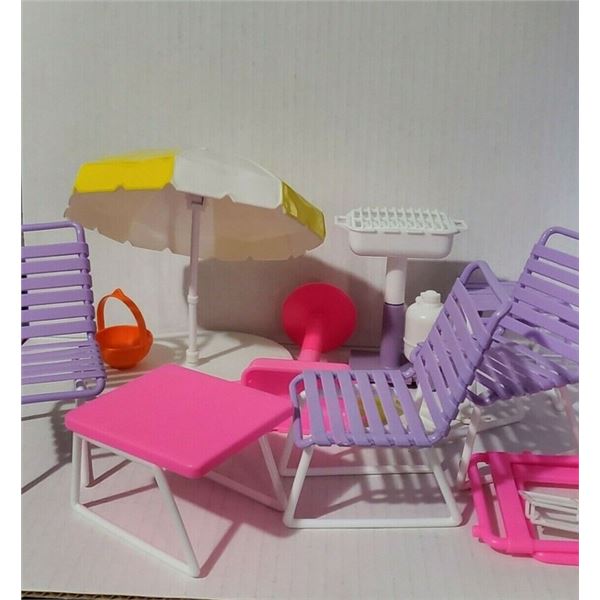 VINTAGE DOLL FURNITURE LOT MATTEL ARCO BARBIE UMBRELLA LOUNGE CHAIRS