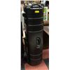 Image 1 : SKB ROLLING LOCKING GUN CASE