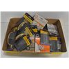 Image 1 : FLAT OF ASSORTED UTILITY HOOK SETS
