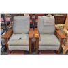 Image 1 : SET OF 2 CUSHIONED WOOD FRAMED RECLINING CHAIRS