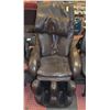 Image 1 : BROWN FAUX LEATHER MASSAGE CHAIR