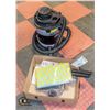 Image 1 : WET/DRY SHOP VAC WITH ATTACHMENTS