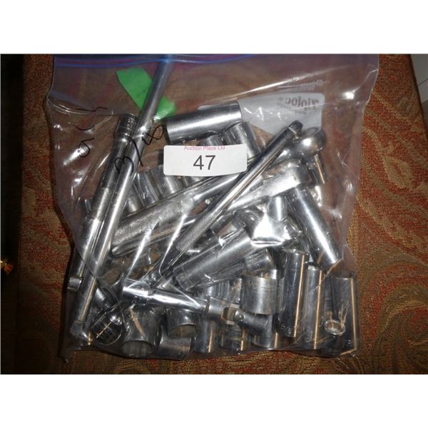 3/8" drive sockets c/w ratchets