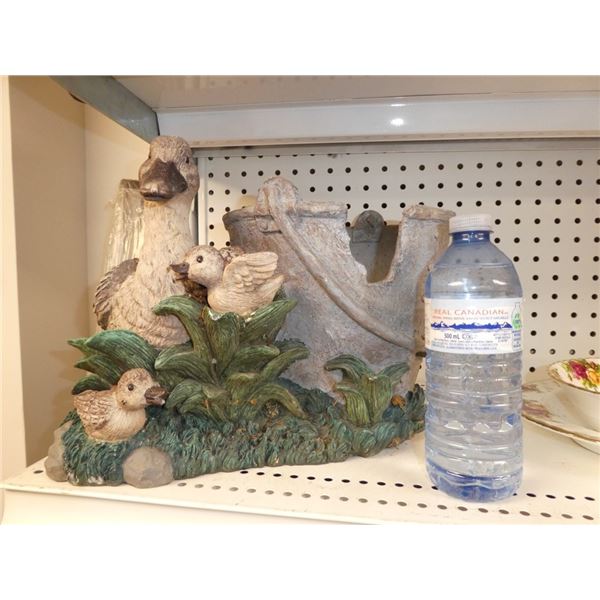 decorative ducks/planter
