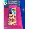 Image 2 : Kind Cashew Raspberry & Chia Seed Bars (12 x 40g)