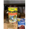 Image 2 : CASE LOT TetraMin Tropical Fish Flakes 24x80g