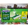 Image 2 : Swiffer Dry + Wet Sweeping Kit