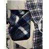 Image 2 : Brookstone Heated Throw Lot of 2 50"x60"