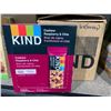 Image 1 : Kind Cashew Raspberry & Chia Snack Bars 6x (12x40g)