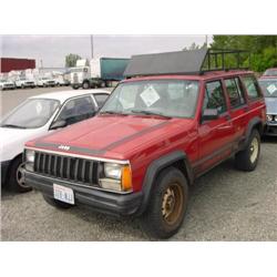 87 JEEP CHEROKEE CHIEF 4X4 5SPD 4DR SUV EXMT.                         