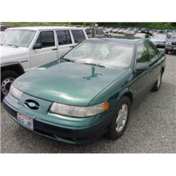 93 FORD TAURUS SHO 4DR EXMT.                                          