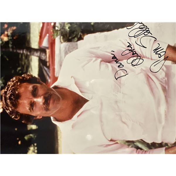 Magnum PI Tom Selleck signed photo