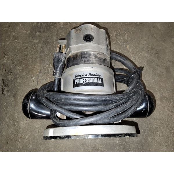 Black & Decker cyclone Router (Tested)