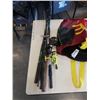 Image 2 : FISHING RODS, REELS AND TRAYS