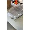 Image 8 : 6 BLACK TOILET SEATS, DELONGHI OIL HEATER AND FAN