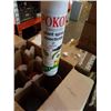 Image 2 : BOX OF SPA CHEMICALS AND GARDEN SUPPLIES