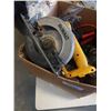 Image 2 : BOX OF POWER TOOLS FOR PARTS/REPAIR