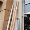 Image 2 : 2 BUNDLES OF 10FT BEECH STAIR NOSE MOLDINGS 4 PER BUNDLE AND BUNDLE 20 PCS 10FT SHOE MOLDING 2 BUNDL