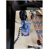 Image 2 : US MINI SKATEBOARD, WHEELS, SKULL STROBE LIGHT AND PARTY LIGHT