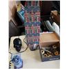 Image 5 : US MINI SKATEBOARD, WHEELS, SKULL STROBE LIGHT AND PARTY LIGHT