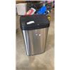 Image 1 : INSIGNIA 49 LITRE STAINLESS GARBAGE CAN