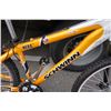 Image 2 : YELLOW SCHWINN BIKE