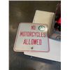Image 2 : BOTTLE JACK, CHAIN, SHO SUPPLIES, NO MOTORCYCLE SIGN