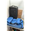 Image 2 : COMPLETE FULL SIZE BED SET AND 2 LUGGAGE BAGS