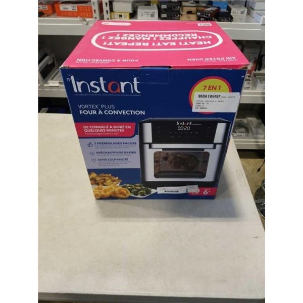 AS NEW INSTANT POT VORTEX PLUS 7 IN 1 AIR FRYER OVEN TESTED AND WORKING RETAIL $199