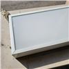 Image 2 : 37" X 16" LIGHT TABLE