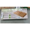 Image 2 : BAMBOO CUTLERY TRAY, KNIFE BLOCK AND CHEESE BOARD