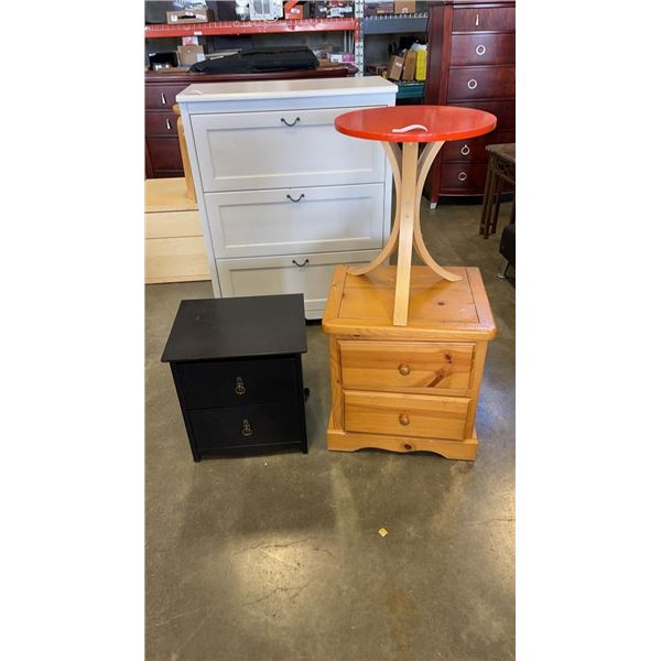 2 NIGHTSTANDS AND SIDE TABLE