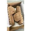 Image 2 : NEW WOMENS UGG SLIPPERS SIZE 7 - RETAIL $125