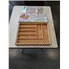 Image 1 : BAMBOO CUTLERY TRAY, KNIFE BLOCK AND 3PC CUTTING BOARD SET