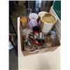 Image 2 : 2 BOXES OF BAKING DISHES, VASES, SERVING TRAYS