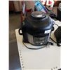 Image 2 : BLENDTEC BLENDER AND NINJA PRESSURE COOKER