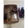 Image 3 : LOT OF PERFUME BOTTLES, COLLECTIBLES, ARTIFICIAL GRAPES