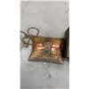 Image 2 : 4 METAL JEWELRY BOXES