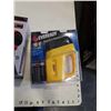 Image 2 : NEW OLD STOCK 1600 WATT HEAT GUN AND EVEREADY OUTDOOR LANTERN