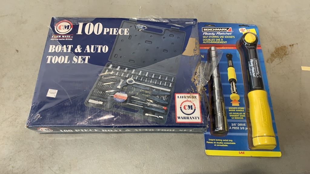 NEW OLD STOCK 100 PIECE TOOL SET AND READY RATCHET SELF STORING SOCKET SET