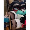 Image 2 : LOT OF 24 VARIOUS BRAS C,D ETC