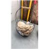 Image 8 : LOT OF SHELLS, METAL BIRDCAGE DECORATION AND WOOD PLANTER STAND