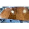 Image 8 : ANTIQUE DINNG TABLE WITH JACKNIFE LEAF AND 6 CHAIRS