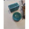 Image 2 : KES FAUCET WITH BATHROOM HOLDER SET AND DRAWER PULLS