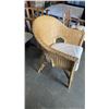 Image 3 : WICKER CHAIR AND WOOD CHAIR